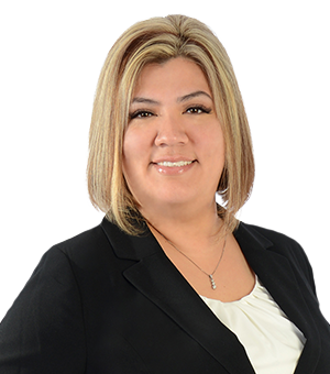 Alex Armas bio image and link